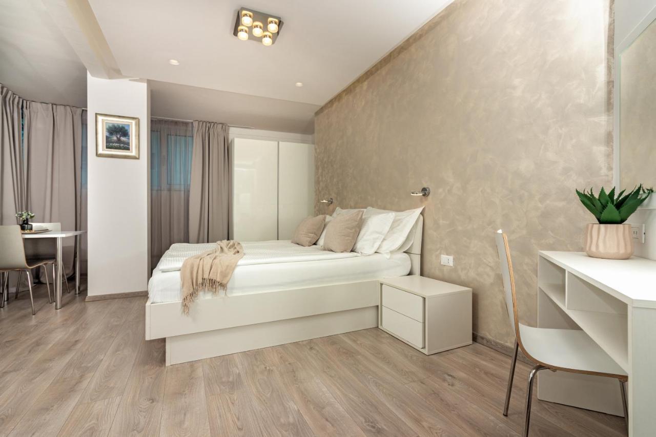Apartments Lovret Flowers 스플리트 외부 사진