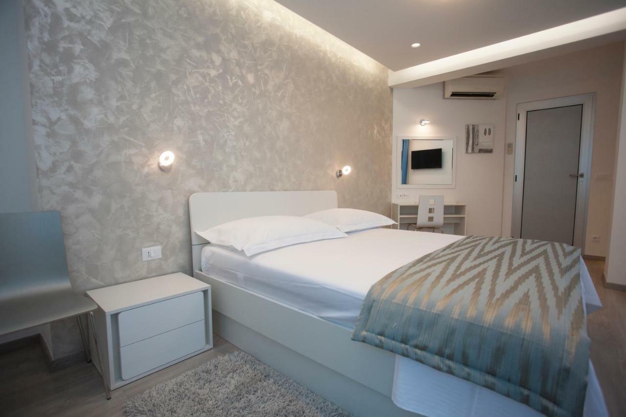 Apartments Lovret Flowers 스플리트 외부 사진
