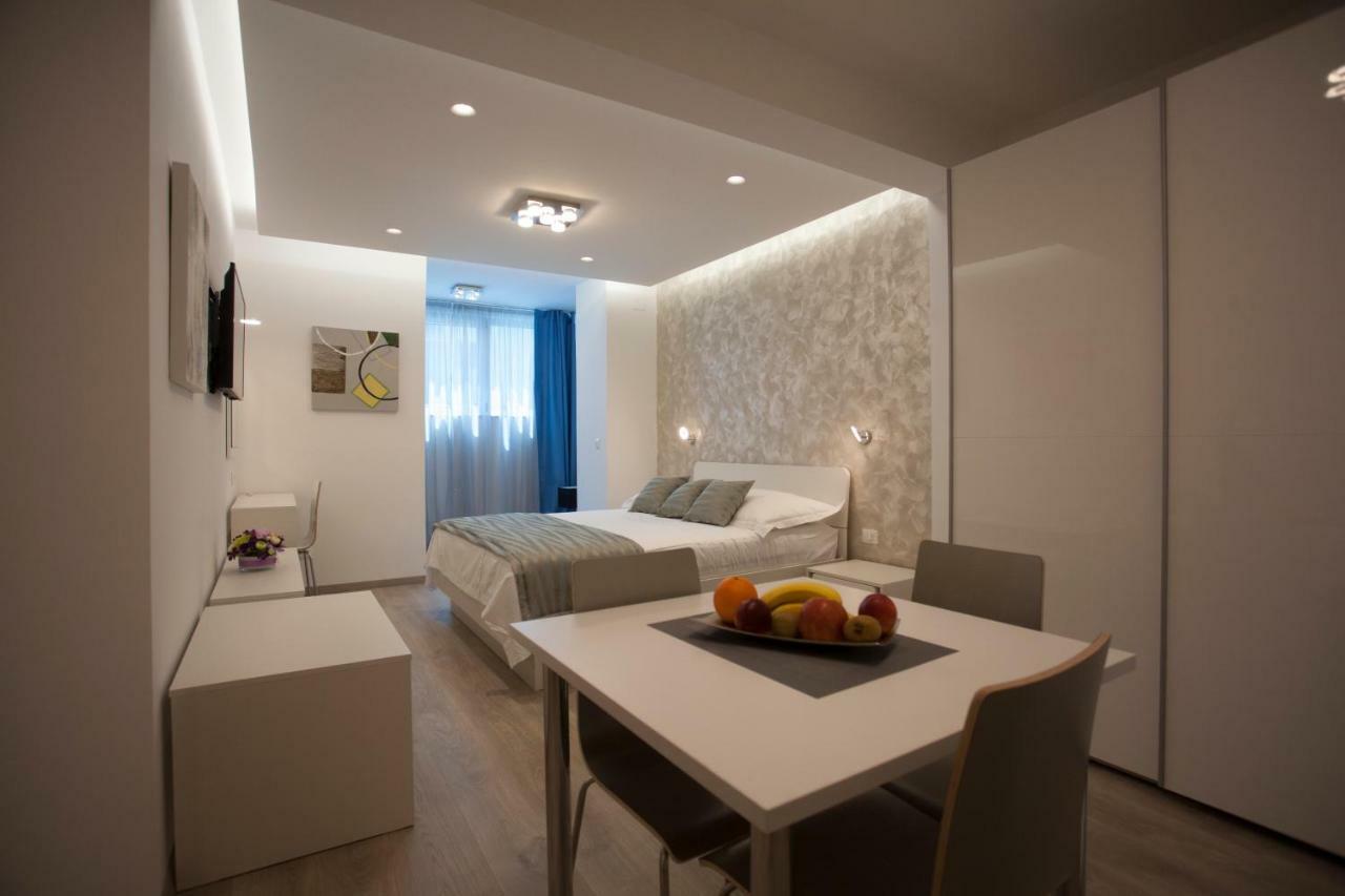 Apartments Lovret Flowers 스플리트 외부 사진