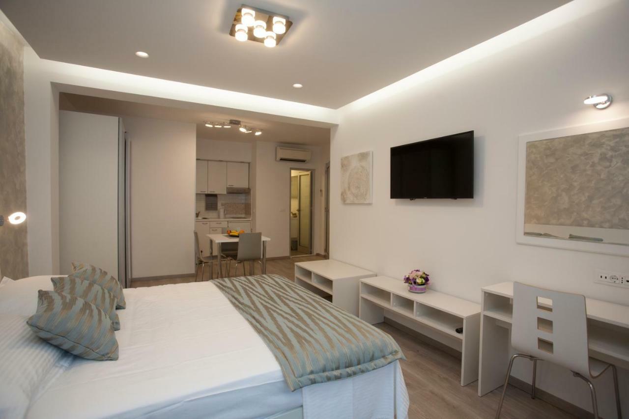 Apartments Lovret Flowers 스플리트 외부 사진